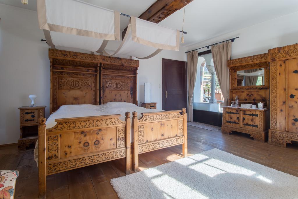 Schloss-Castel Pienzenau - Guestrooms & Apartments - B&B-Hotel & Restaurant Мерано Екстер'єр фото